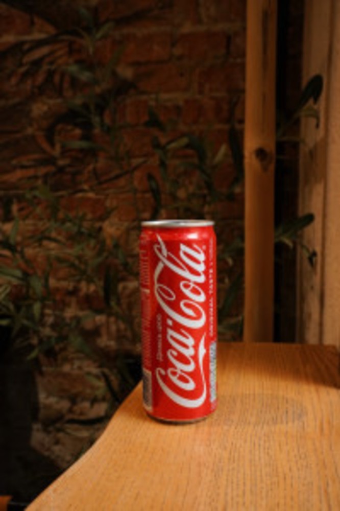 Напій Сoсa-cola 0.33л
